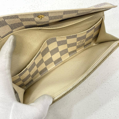 LOUIS VUITTON | ルイ・ヴィトン 二つ折り財布 ホワイト【尾張小牧店】