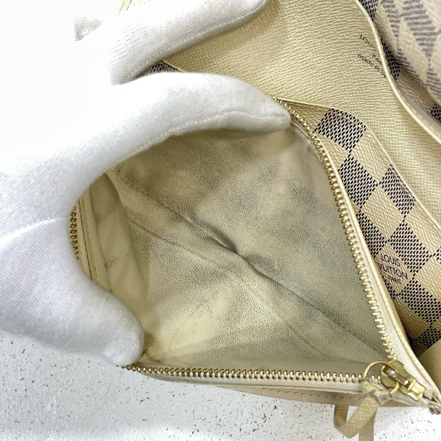 LOUIS VUITTON | ルイ・ヴィトン 二つ折り財布 ホワイト【尾張小牧店】