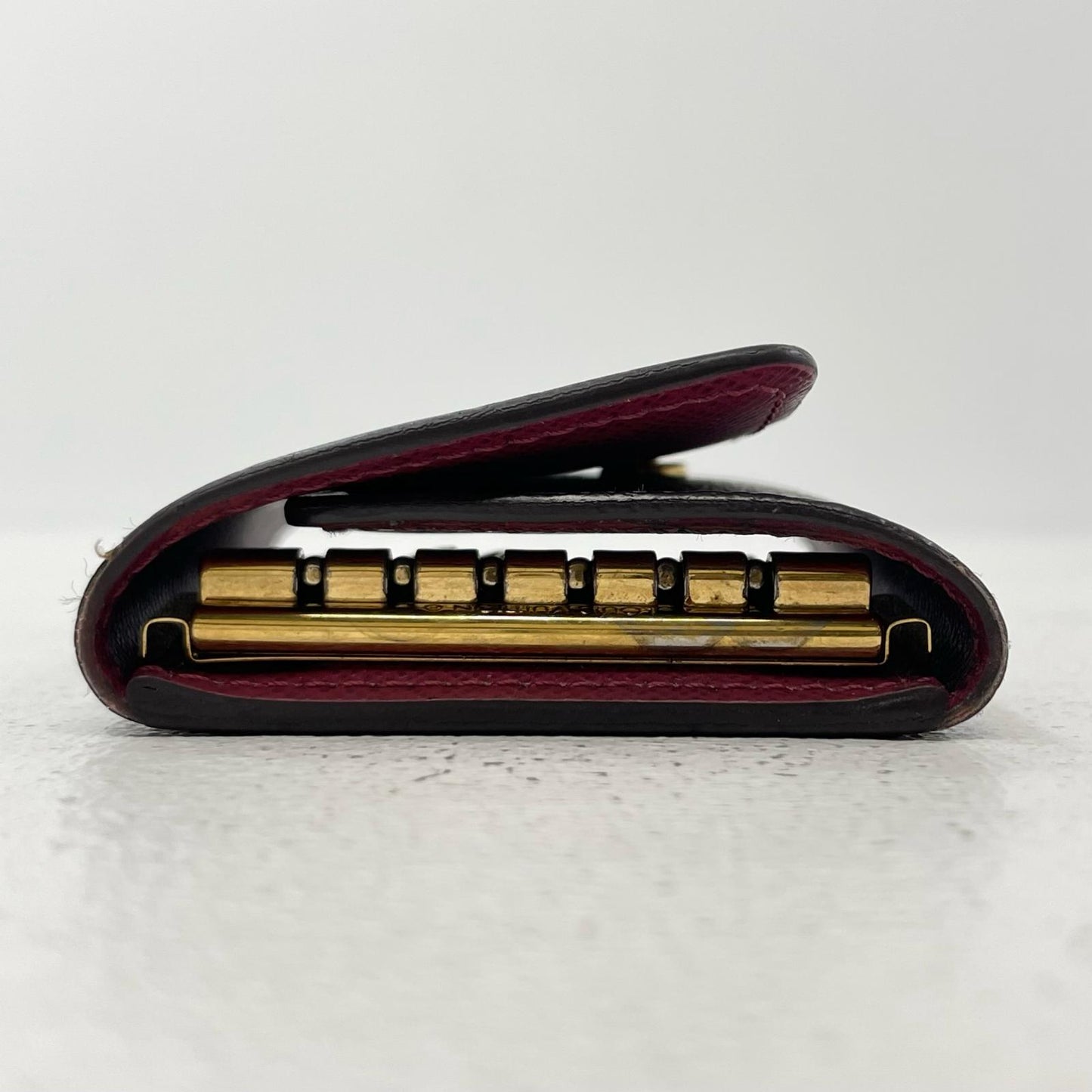 LOUIS VUITTON | ルイ・ヴィトン キーケース ブラウン×フューシャ【尾張小牧店】