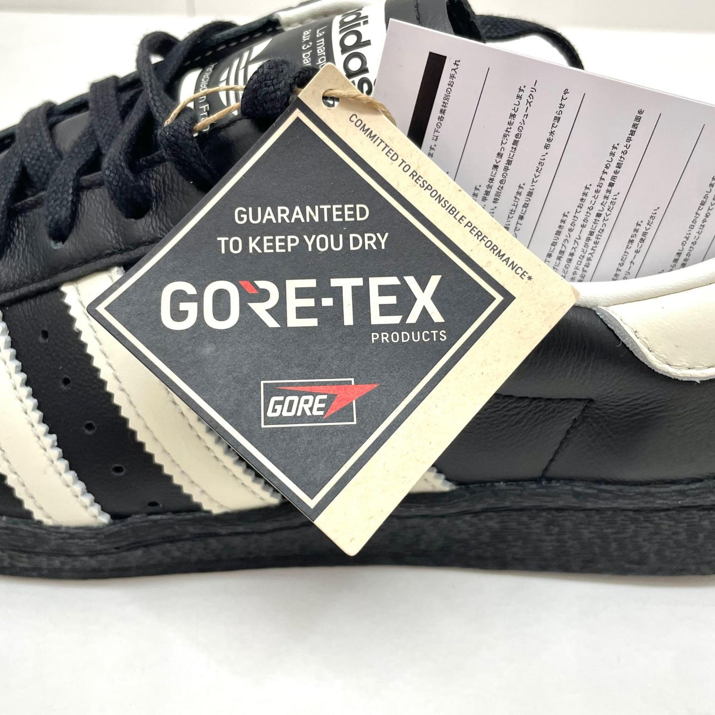 adidas | アディダス Superstar 82 GORE-TEX スニーカー 28.0cm KI7819 ブラック【尾張小牧店】