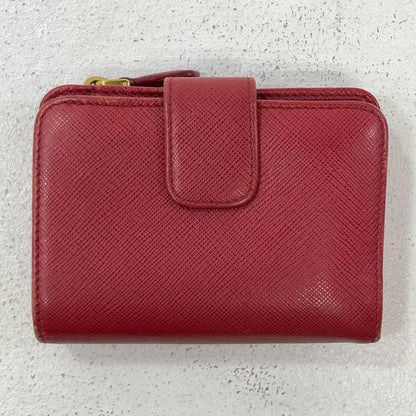 PRADA | プラダ 二つ折り財布 レッド【尾張小牧店】