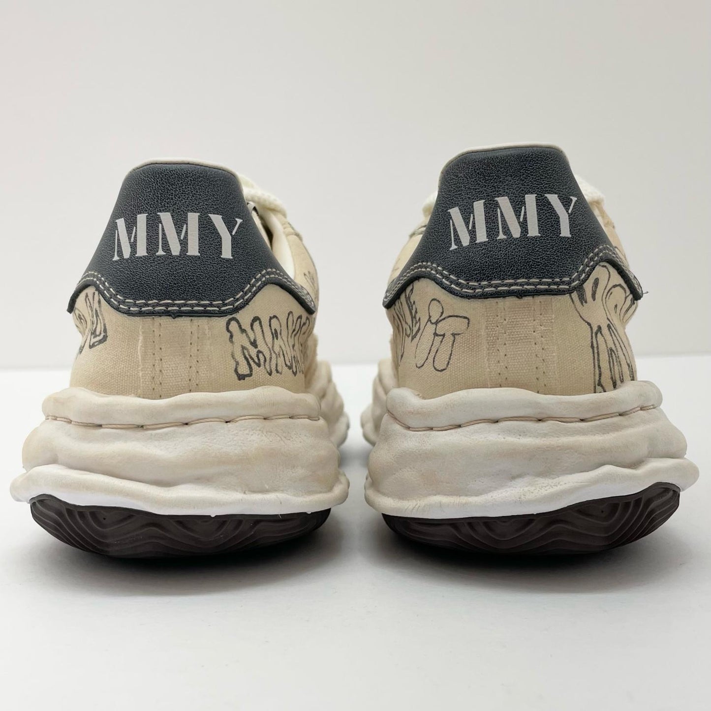 MIHARA YASUHIRO | ミハラヤスヒロ BLAKEY OG Sole Graffiti Printed Canvas Low スニーカー A16FW730 ホワイト サイズ：41