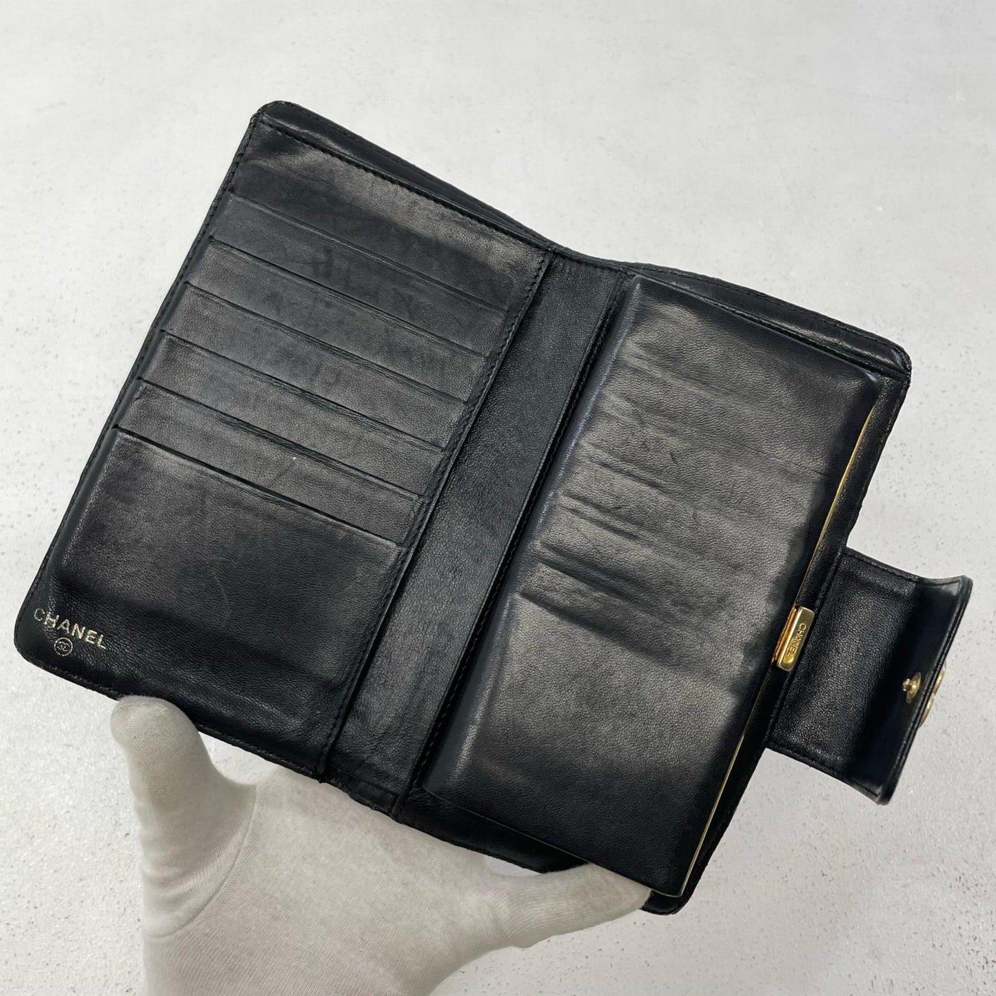 CHANEL | シャネル 二つ折り財布 ブラック【尾張小牧店】