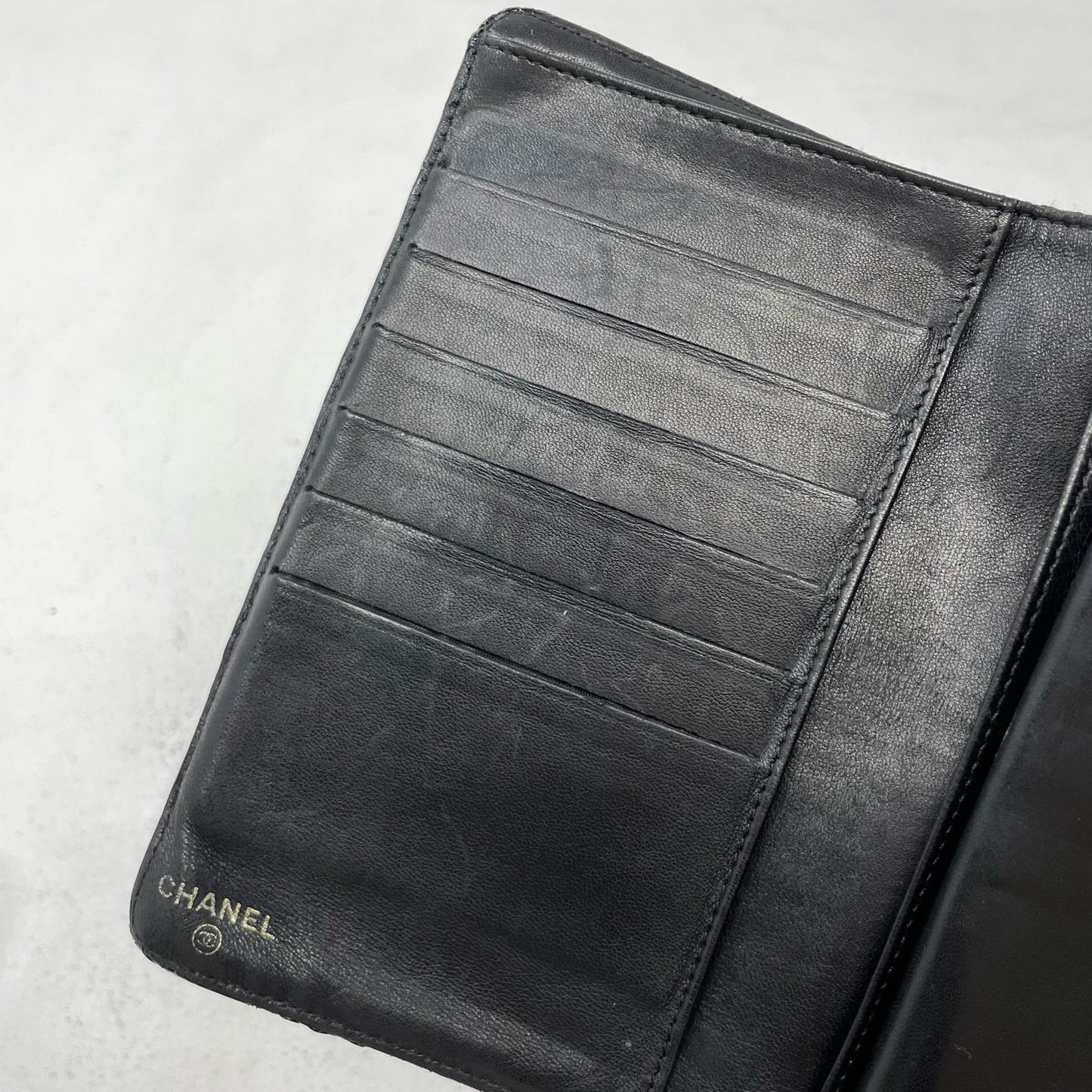 CHANEL | シャネル 二つ折り財布 ブラック【尾張小牧店】