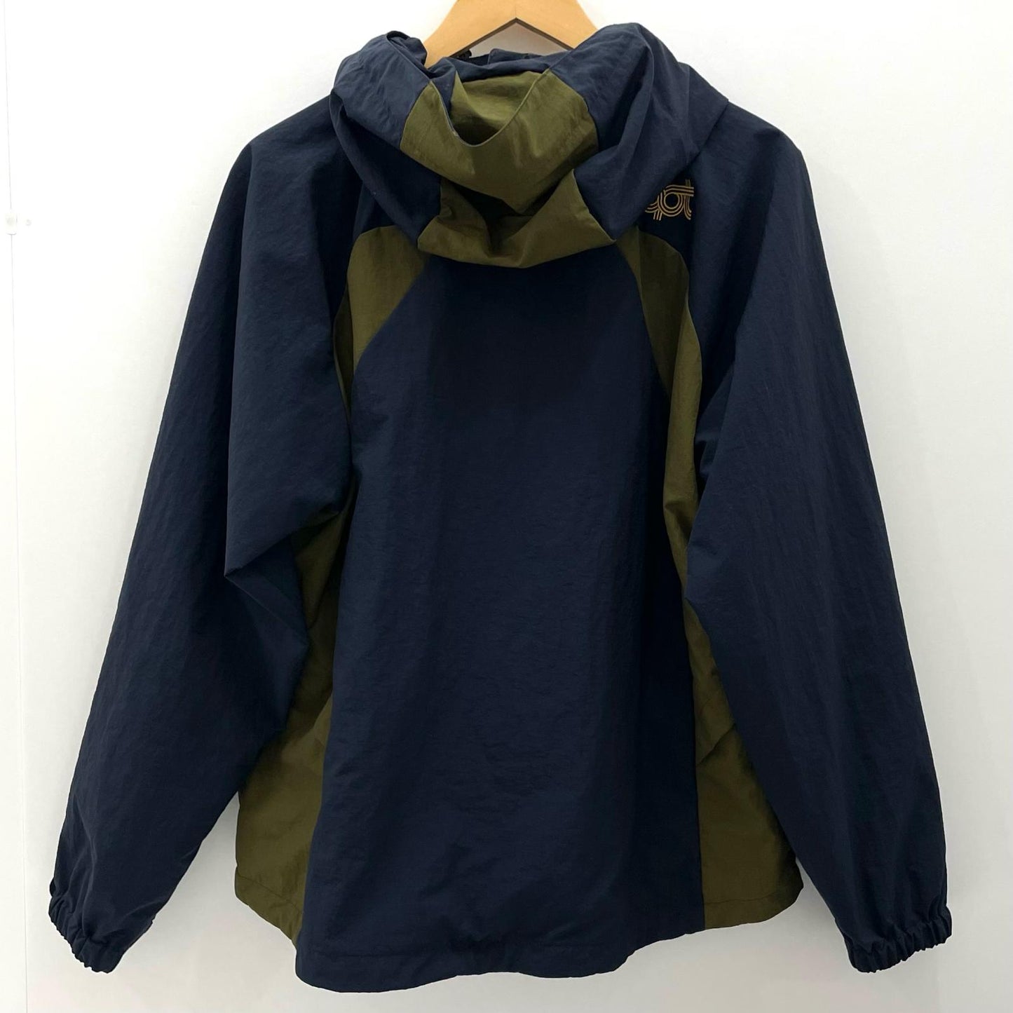【中古】Optstuff | オプトスタフ SHELL PARKA マウンテンパーカー ネイビー×カーキ サイズ：M【尾張小牧店】