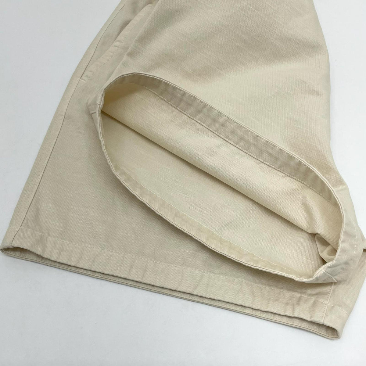 【中古】STONE ISLAND | ストーンアイランド ショートパンツ L1S15L100010 アイボリー サイズ：30【尾張小牧店】