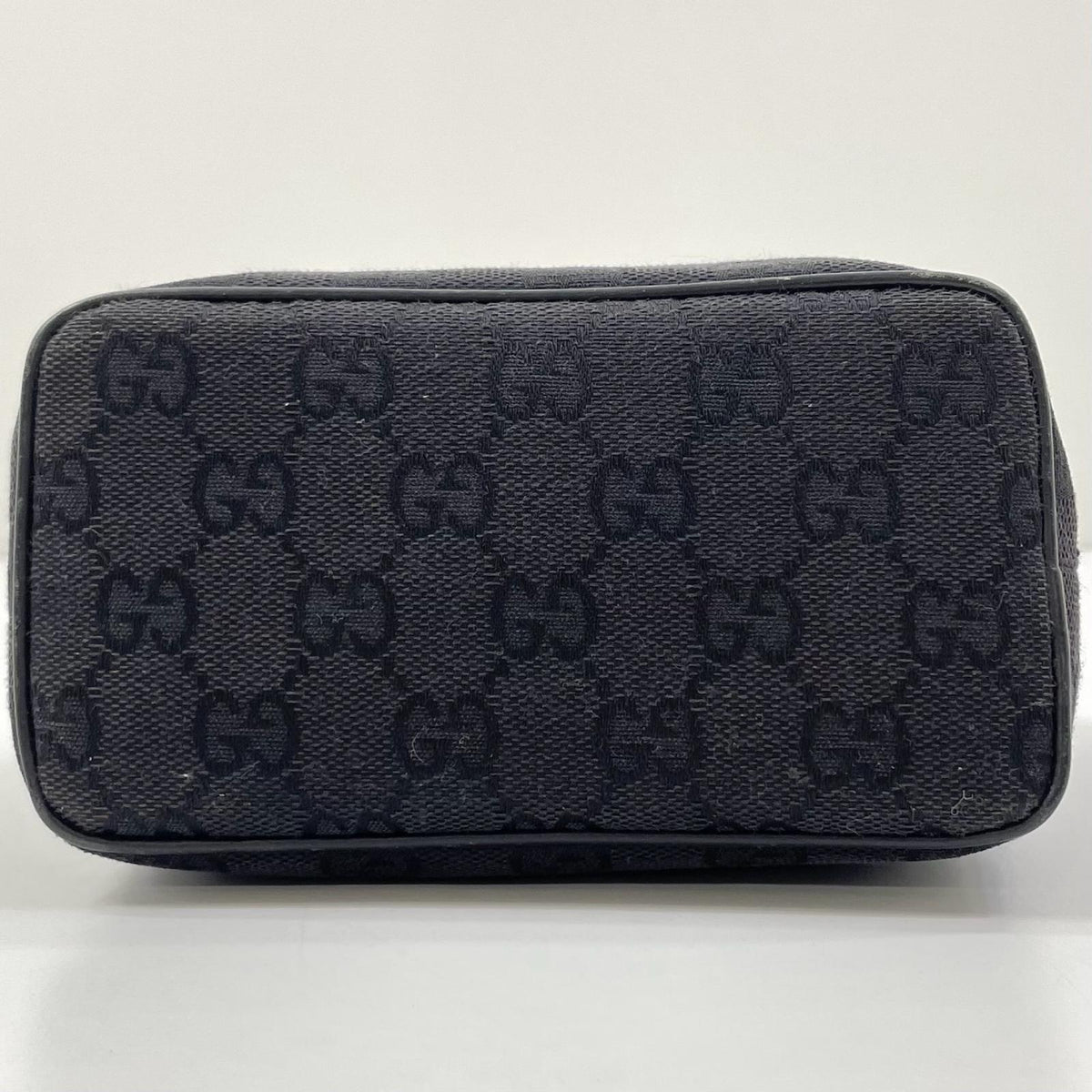 【中古】GUCCI | グッチ GGキャンバス ミニハンドバッグ アクセサリーポーチ コスメポーチ 039・1147・002122 ブラック【尾張小牧店】