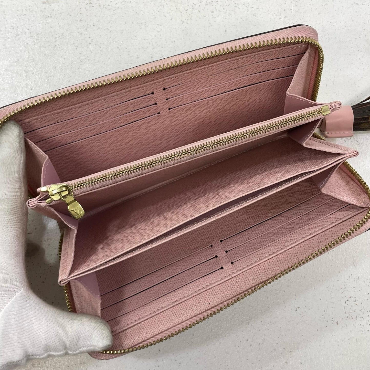 LOUIS VUITTON | ルイ・ヴィトン 長財布 ブラウン×ピンク【尾張小牧店】