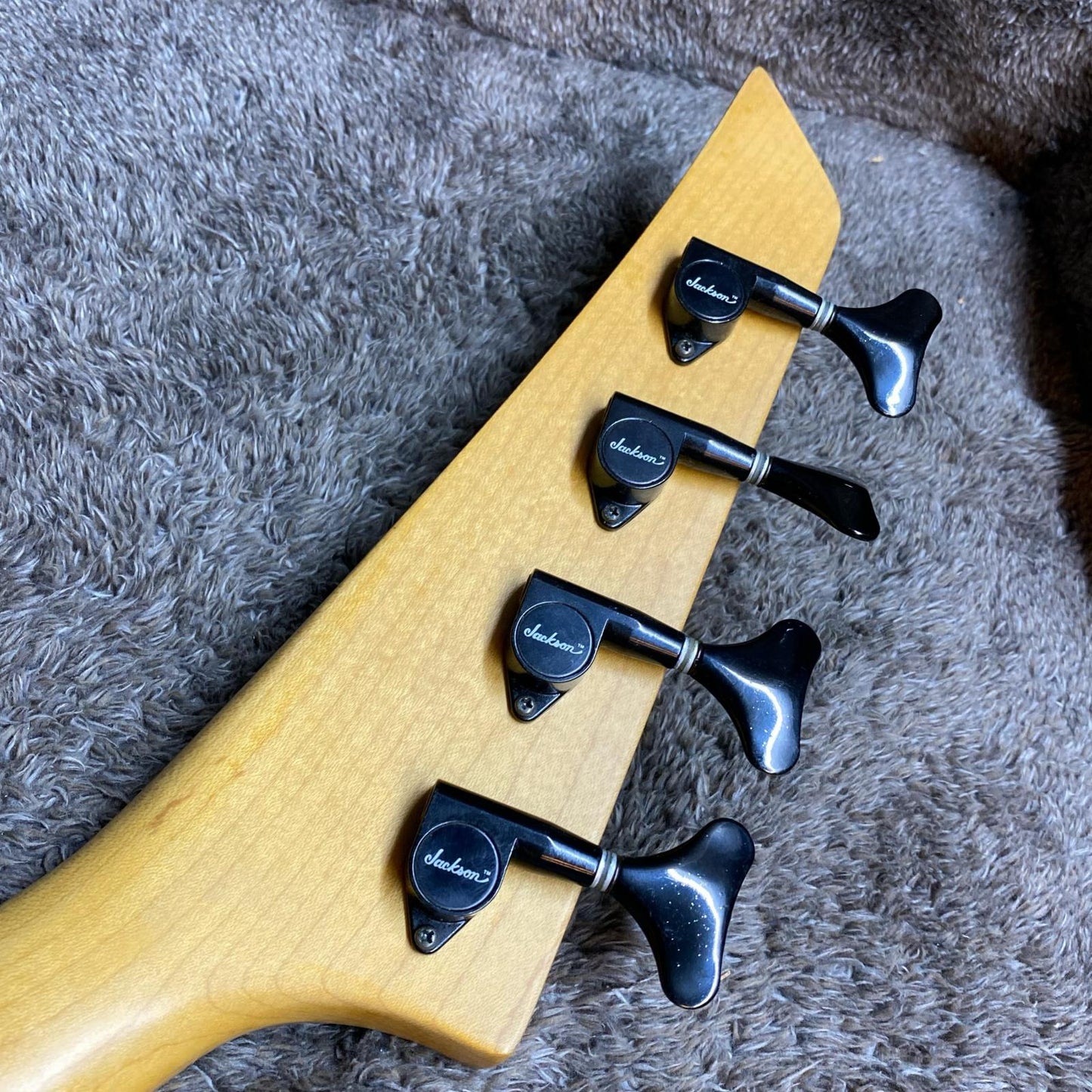 Charvel | シャーベル 楽器 MODEL-1B【尾張小牧店】