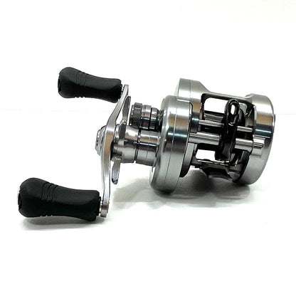 【フィッシング/釣り/釣具/リール】 【ベイトリール/右ハンドル】SHIMANO | シマノ 20カルカッタコンクエストDC 100【尾張小牧店】
