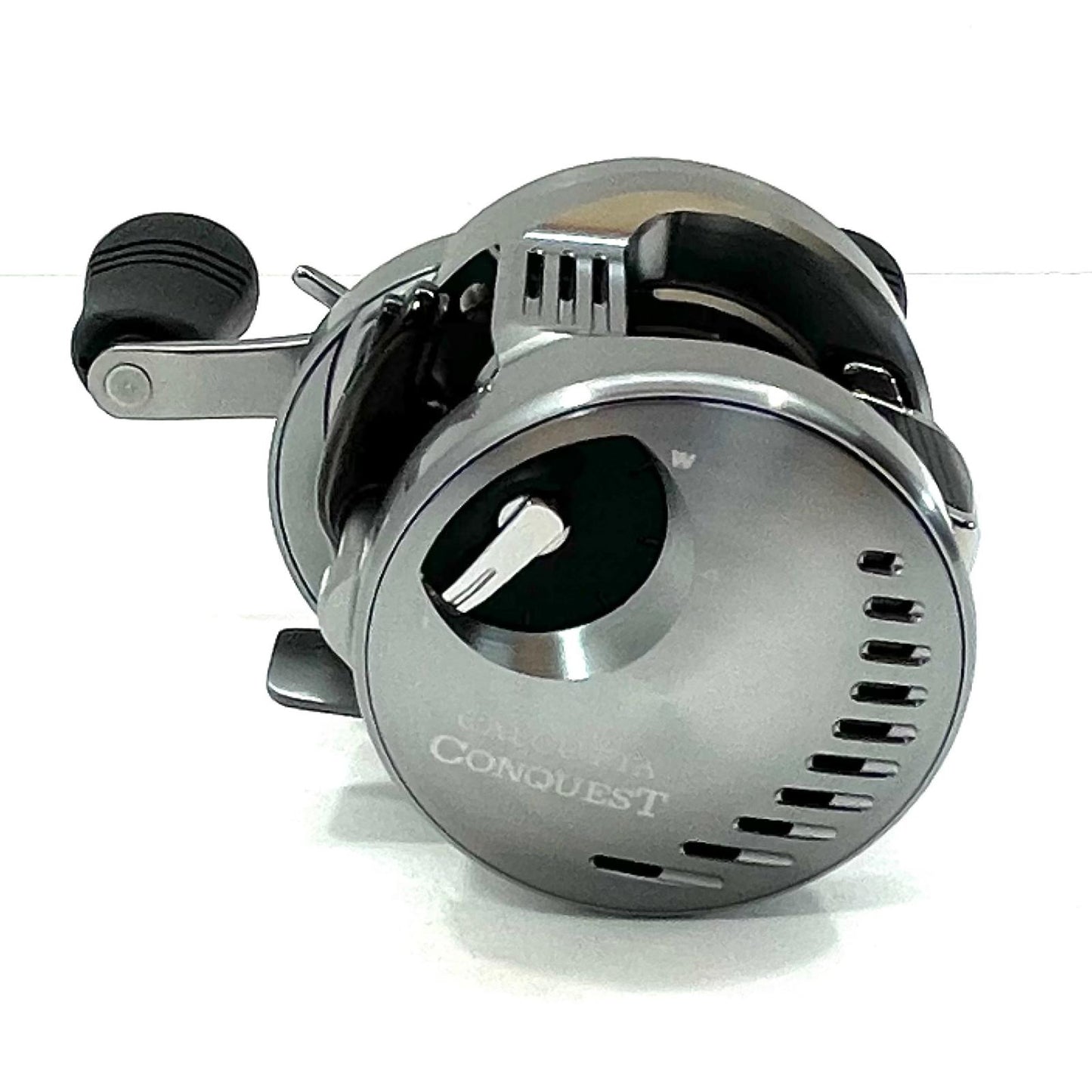 【フィッシング/釣り/釣具/リール】 【ベイトリール/右ハンドル】SHIMANO | シマノ 20カルカッタコンクエストDC 100【尾張小牧店】
