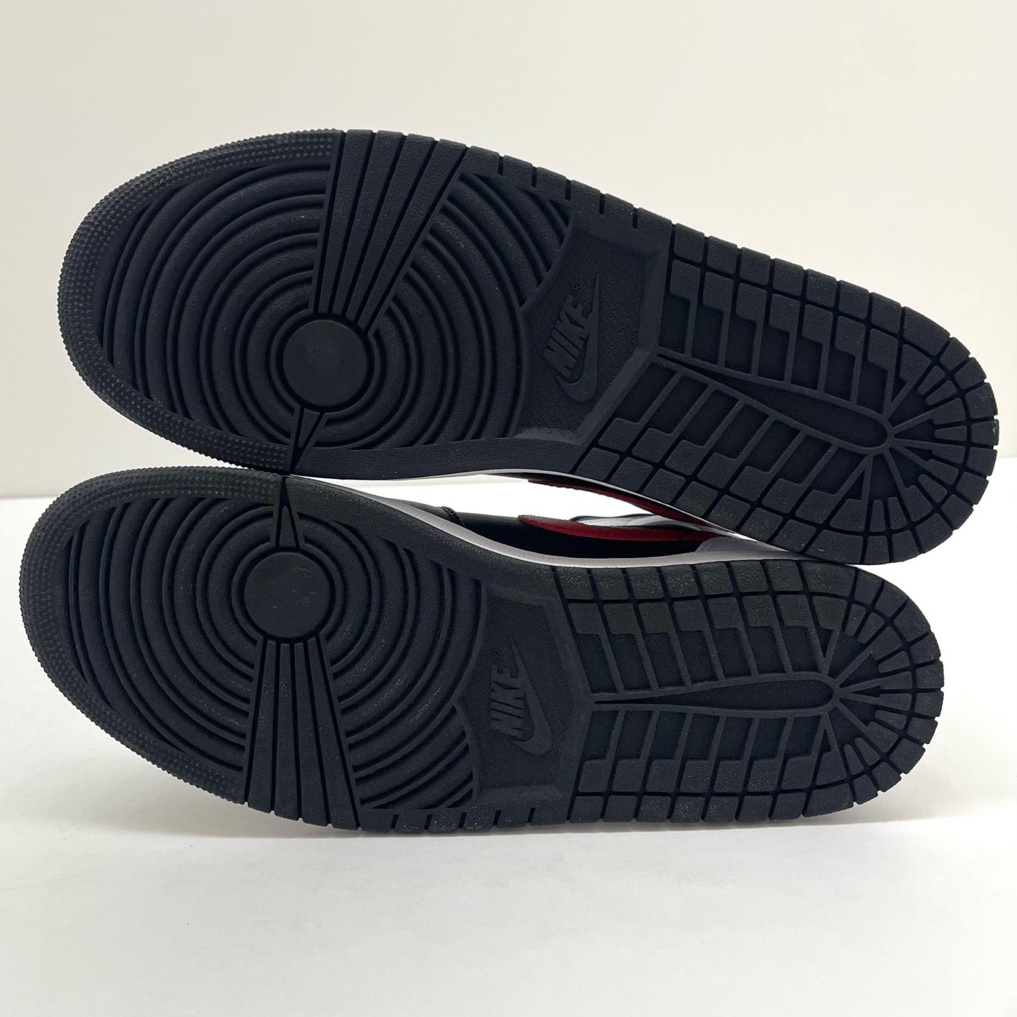 【中古】NIKE | ナイキ Air Jordan 1 Mid "Black/Chile Red/White"　エアジョーダン1 ミッド "ブラック/チリレッド/ホワイト"　スニーカー 靴　554724-075 ホワイト×ブラック×レッド 29cm【尾張小牧店】