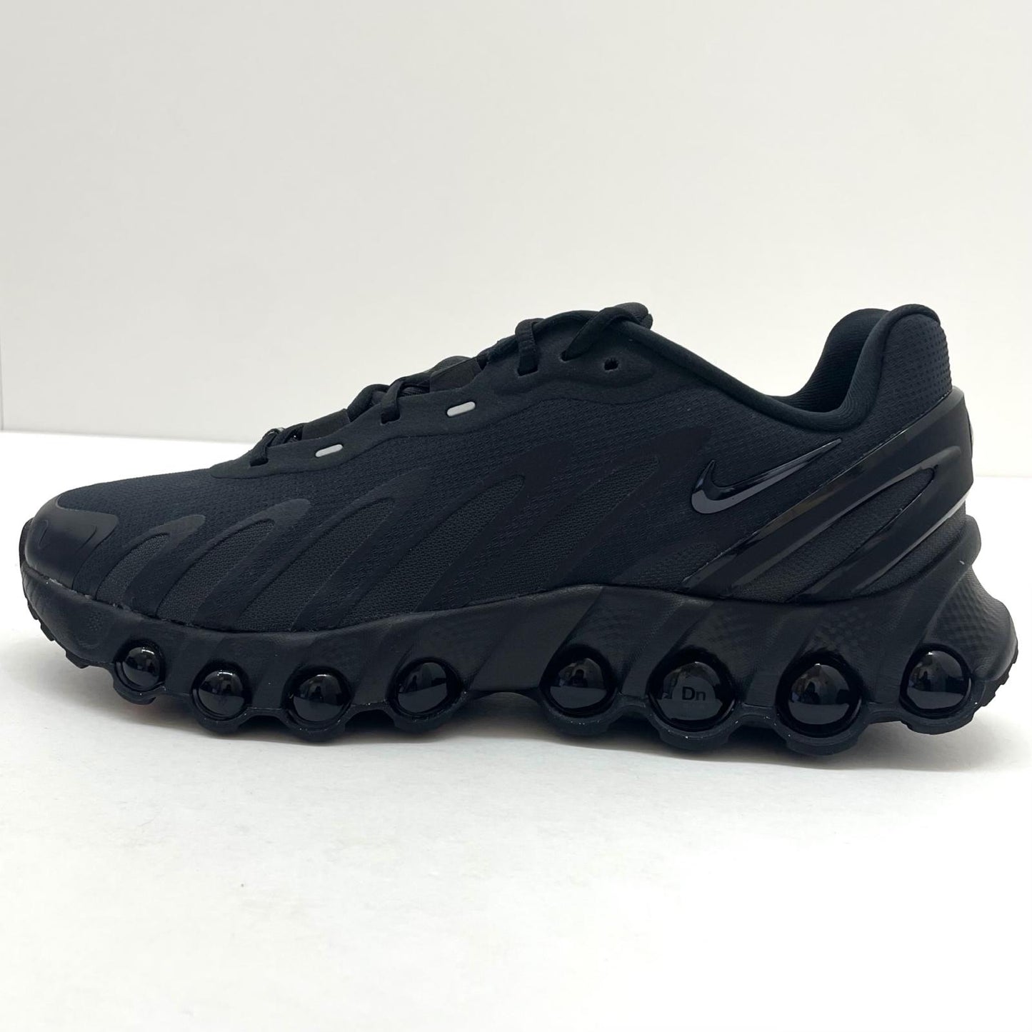 【中古】NIKE | ナイキ Air Max DN8 "Triple Black"/エアマックスDN8 "トリプルブラック"　スニーカー 靴　FQ7860-002 ブラック 28cm【尾張小牧店】