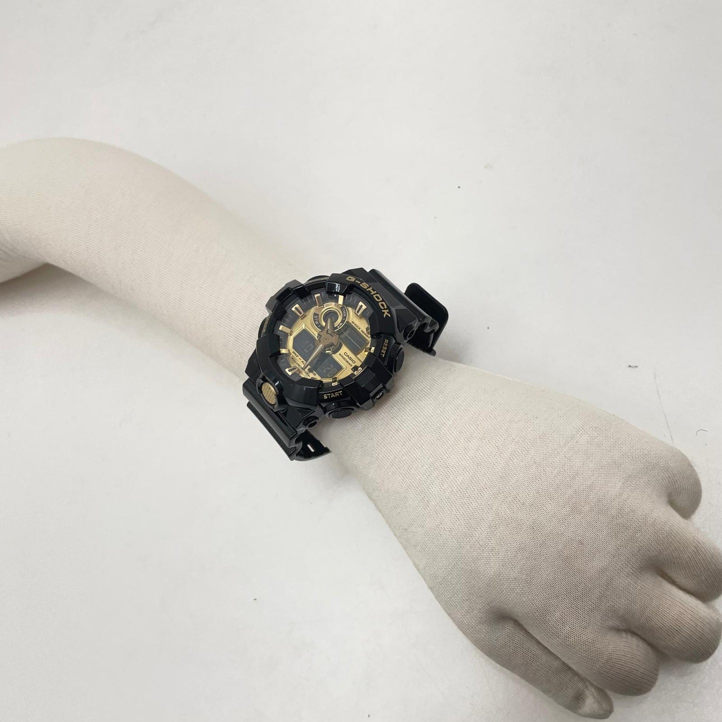 G-SHOCK | ジーショック 腕時計 ゴールド【尾張小牧店】