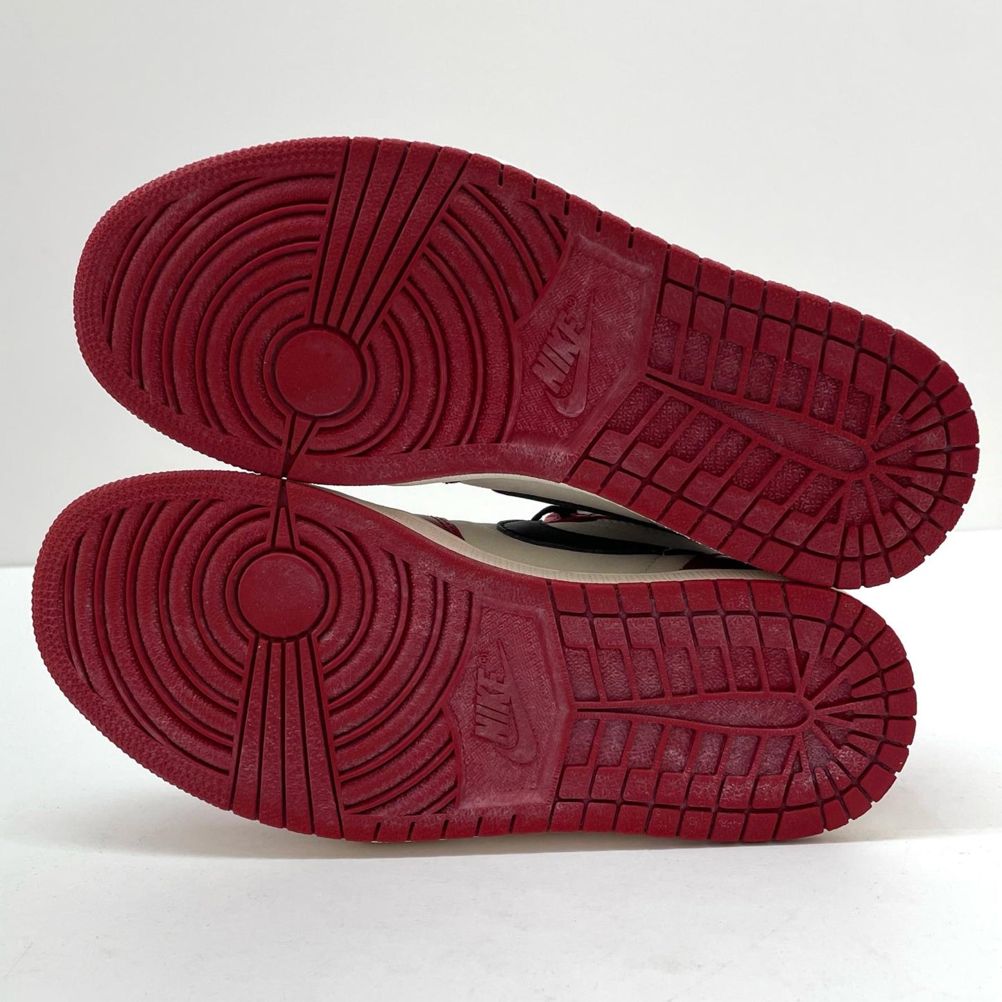 NIKE | ナイキ AIR JORDAN 1 Retro High OG スニーカー DZ5485-612 レッド×ホワイト×ブラック 26cm【尾張小牧店】