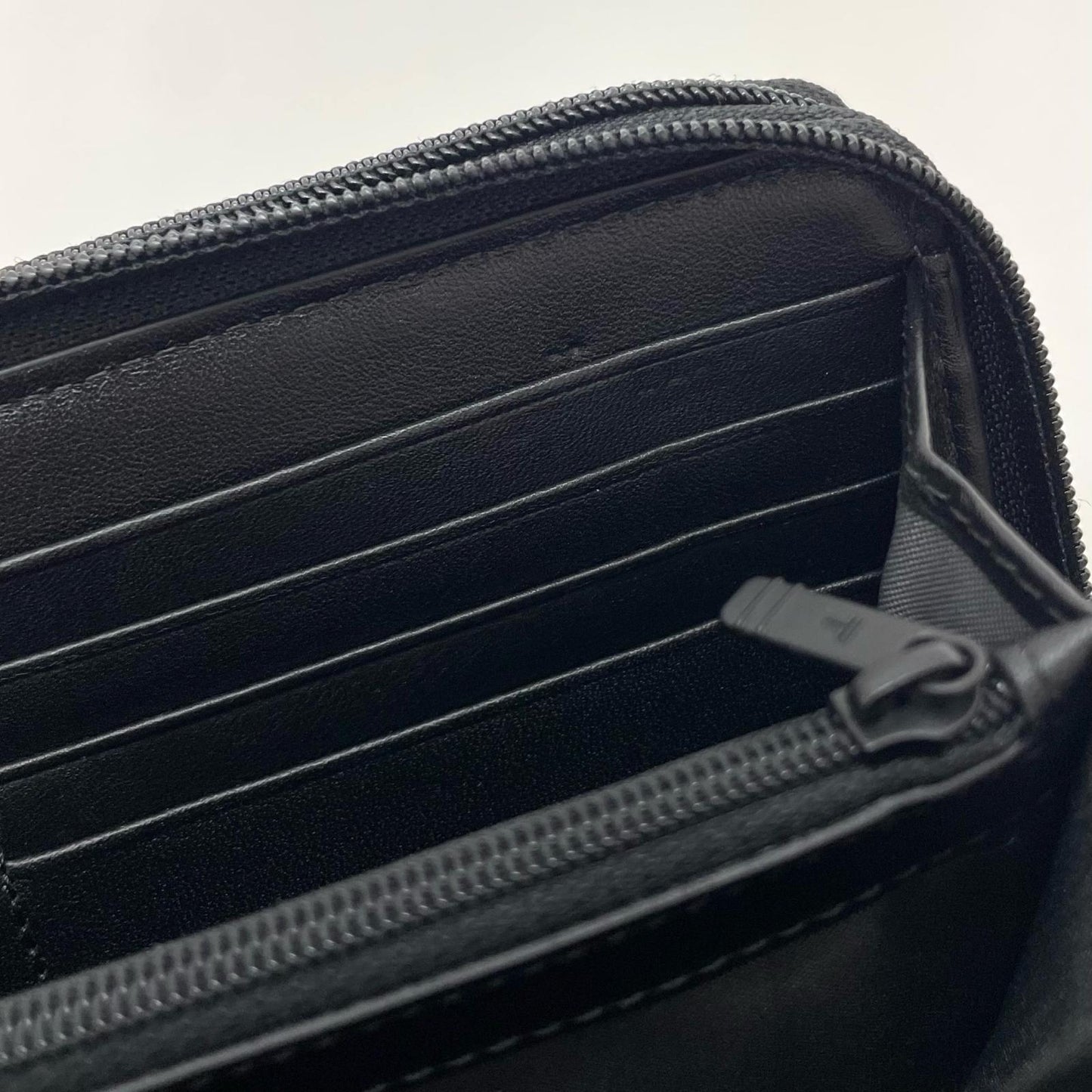 TUMI | トゥミ DOUBLE ZIP AROUND CLUTCH 長財布 ブラック【尾張小牧店】