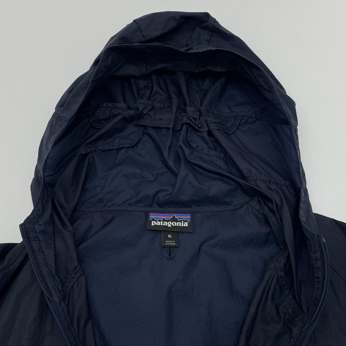 【中古】patagonia | パタゴニア ナイロンジャケット 24141 ネイビー サイズ：XL【尾張小牧店】