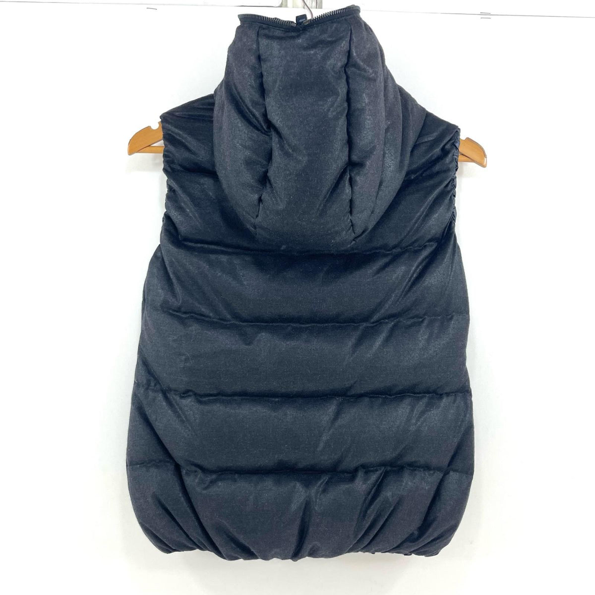 【中古】DUVETICA | デュベティカ ダウンベスト グレー【尾張小牧店】