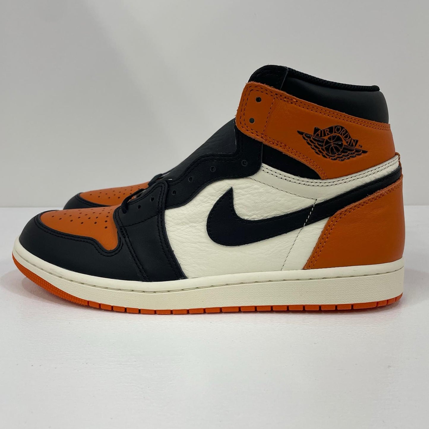 NIKE | ナイキ Air Jordan 1 Retro High OG スニーカー 28.5cm DZ5485-008 オレンジ