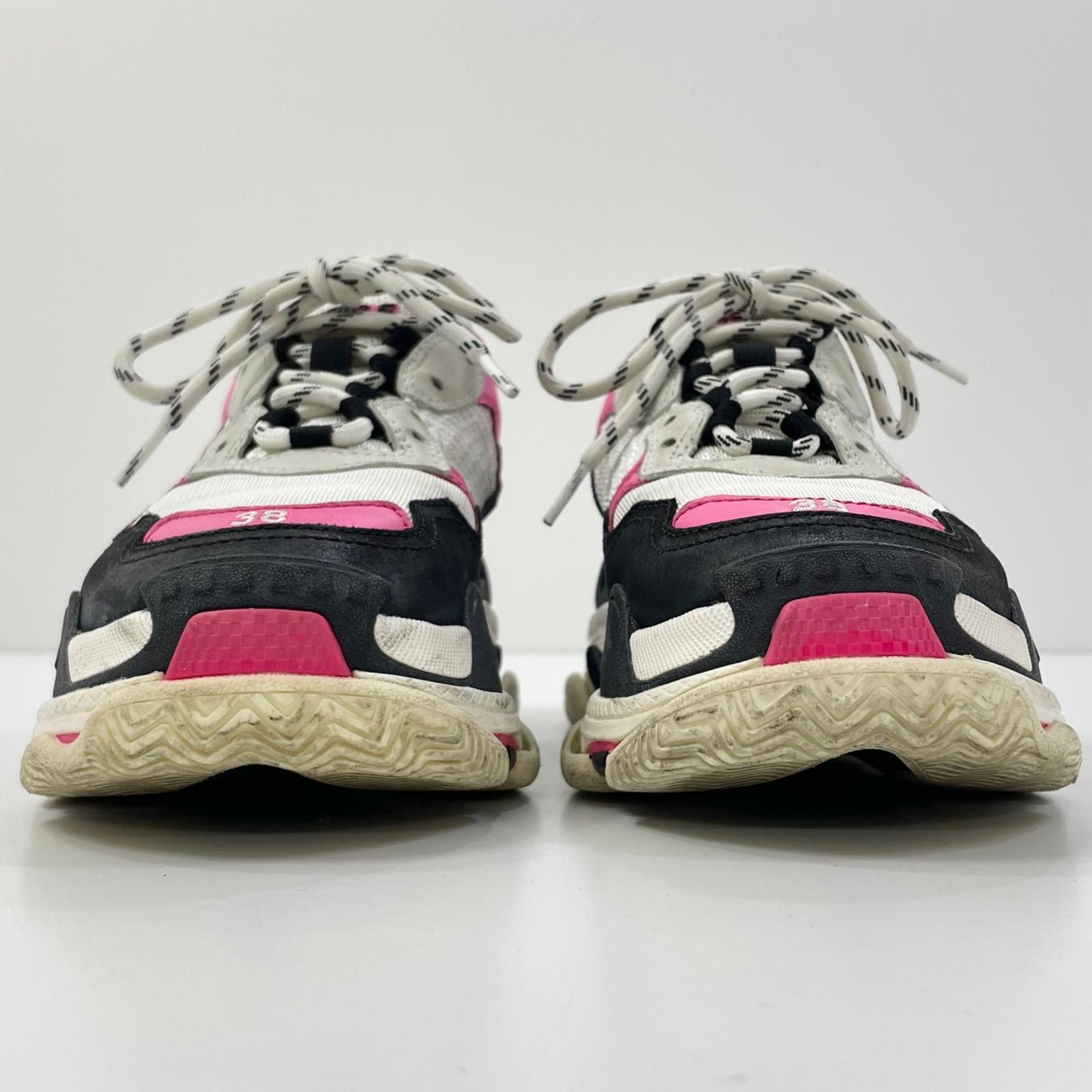 【中古】BALENCIAGA | バレンシアガ TRIPLE S トリプルS ダッドシューズ ダッドスニーカー 524039 ホワイト×ブラック×ピンク 25cm【尾張小牧店】
