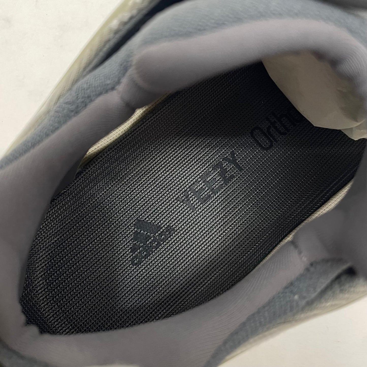 【中古】adidas | アディダス YEEZY 700V3 "Fade Salt"/イージー700V3 "フェイド ソルト"　スニーカー 靴　ID1674 グレー 27cm【尾張小牧店】