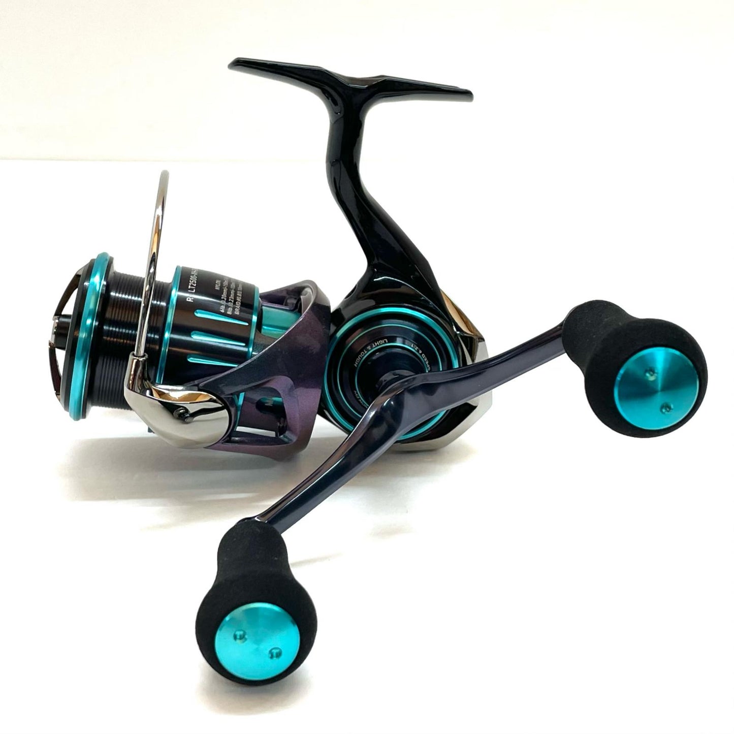 【フィッシング/釣り/釣具/リール】 【スピニングリール】Daiwa | ダイワ 23エメラルダス RX LT2500-XH-DH【尾張小牧店】