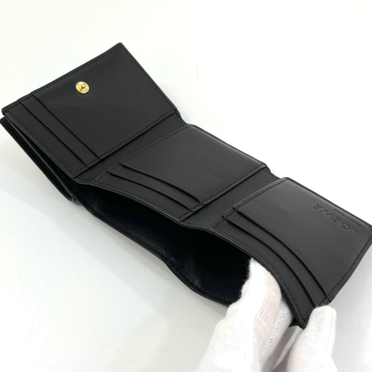 【中古】LOEWE | ロエベ パファー アナグラム トライフォールド ウォレット 三つ折り財布 コンパクト C821TR2X10 ブラック【尾張小牧店】