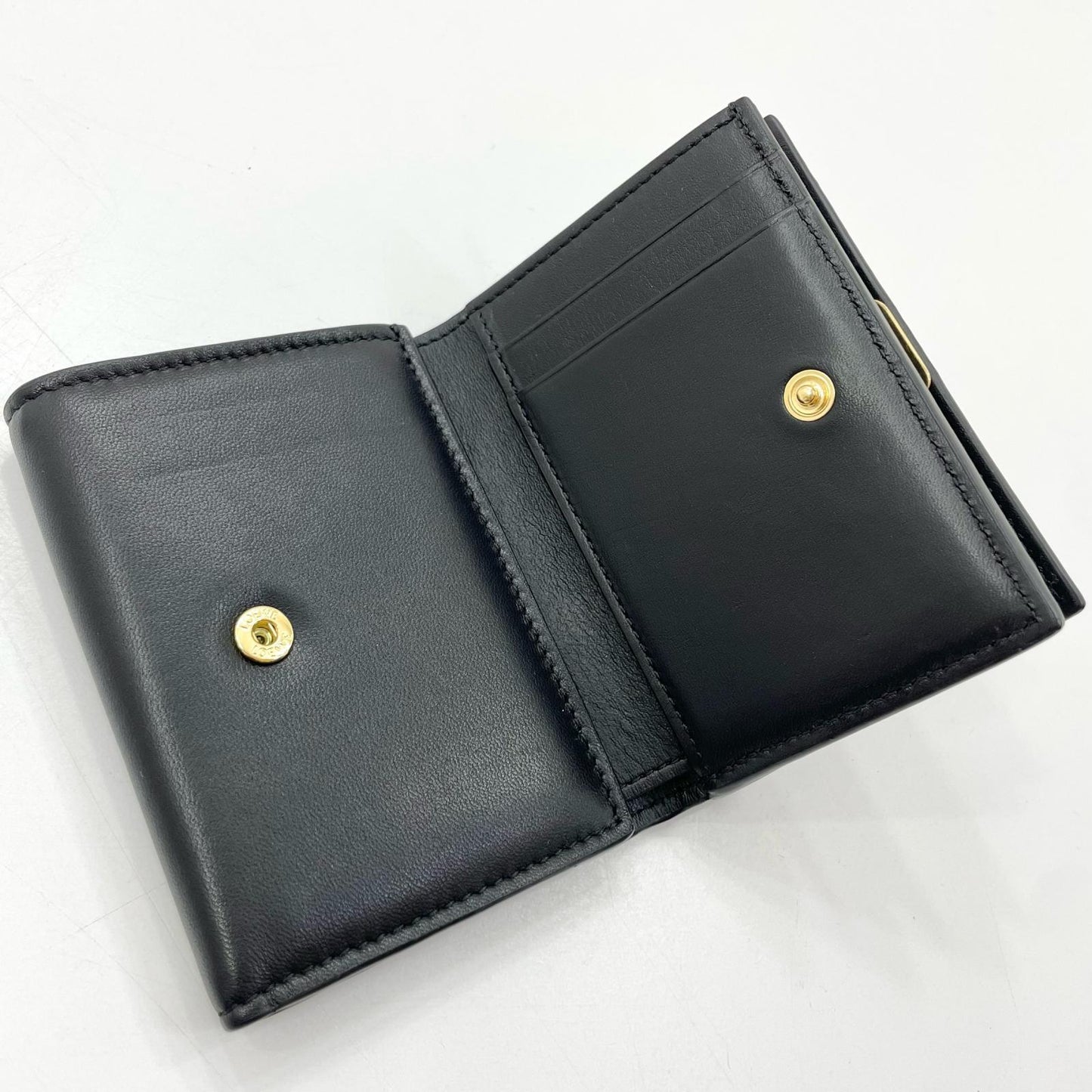 【中古】LOEWE | ロエベ パファー アナグラム トライフォールド ウォレット 三つ折り財布 コンパクト C821TR2X10 ブラック【尾張小牧店】