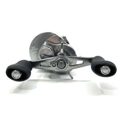 【フィッシング/釣り/釣具/リール】 【ベイトリール/右ハンドル】SHIMANO | シマノ 26カルカッタコンクエスト DC 200XG【尾張小牧店】