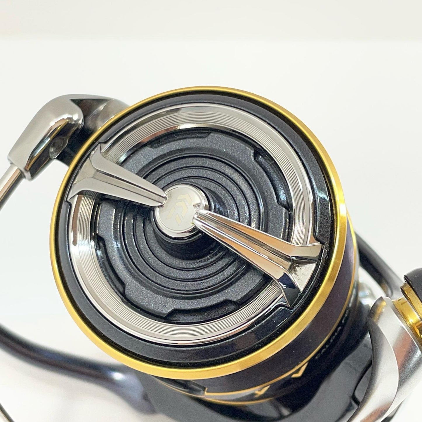 【フィッシング/釣り/釣具/リール】 【スピニングリール】Daiwa | ダイワ 21カルディア FC LT2500S【尾張小牧店】