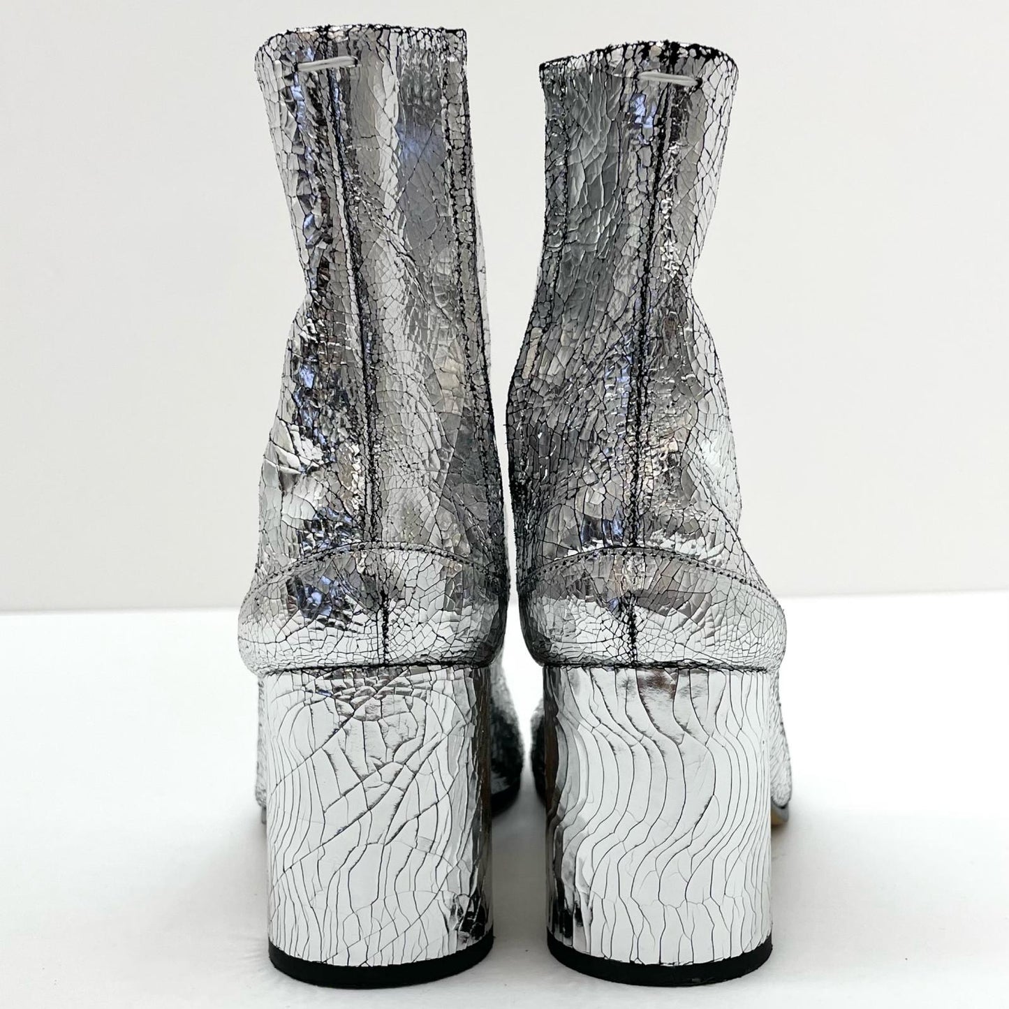 Maison Margiela | メゾンマルジェラ TABI ブーツ S58WU0260 シルバー【尾張小牧店】