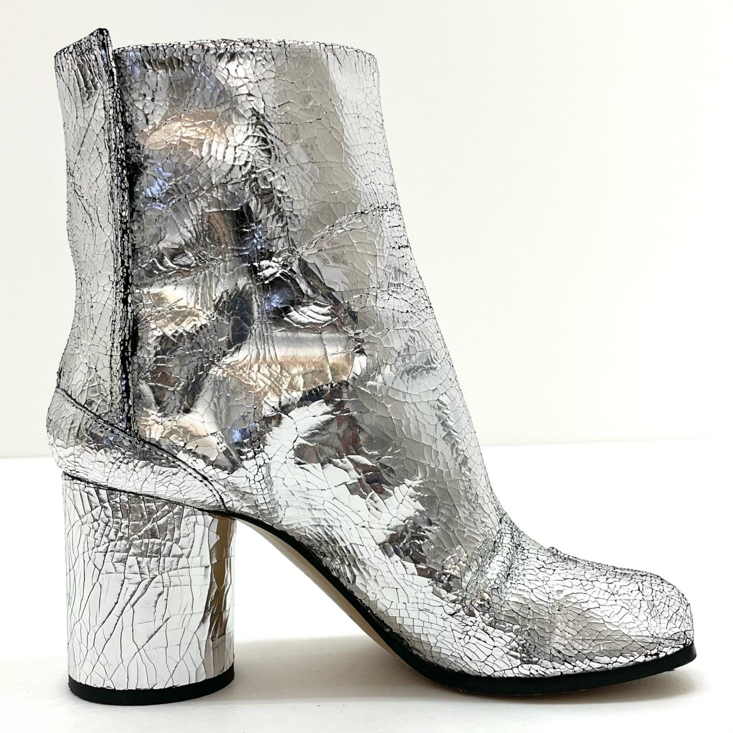 Maison Margiela | メゾンマルジェラ TABI ブーツ S58WU0260 シルバー【尾張小牧店】