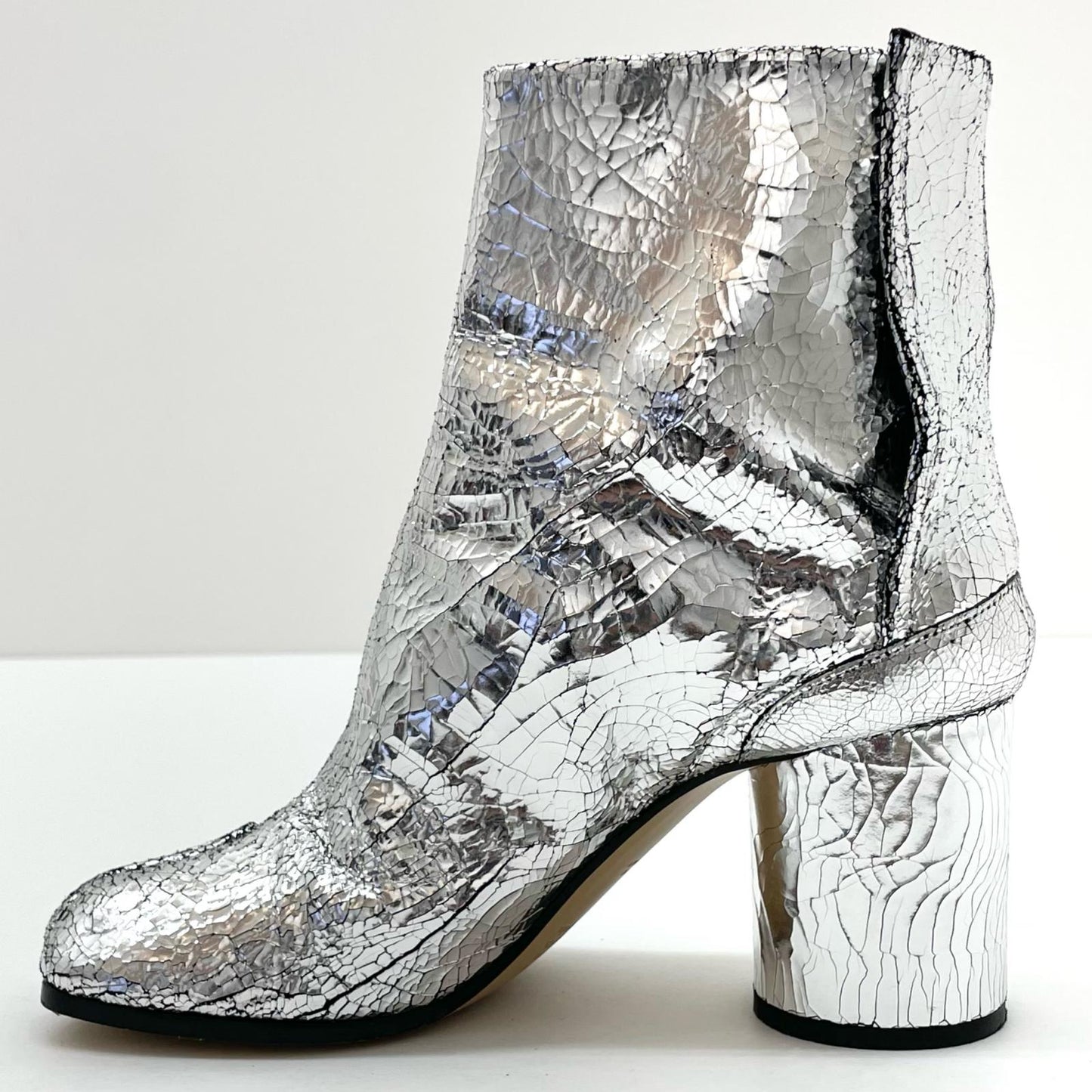 Maison Margiela | メゾンマルジェラ TABI ブーツ S58WU0260 シルバー【尾張小牧店】