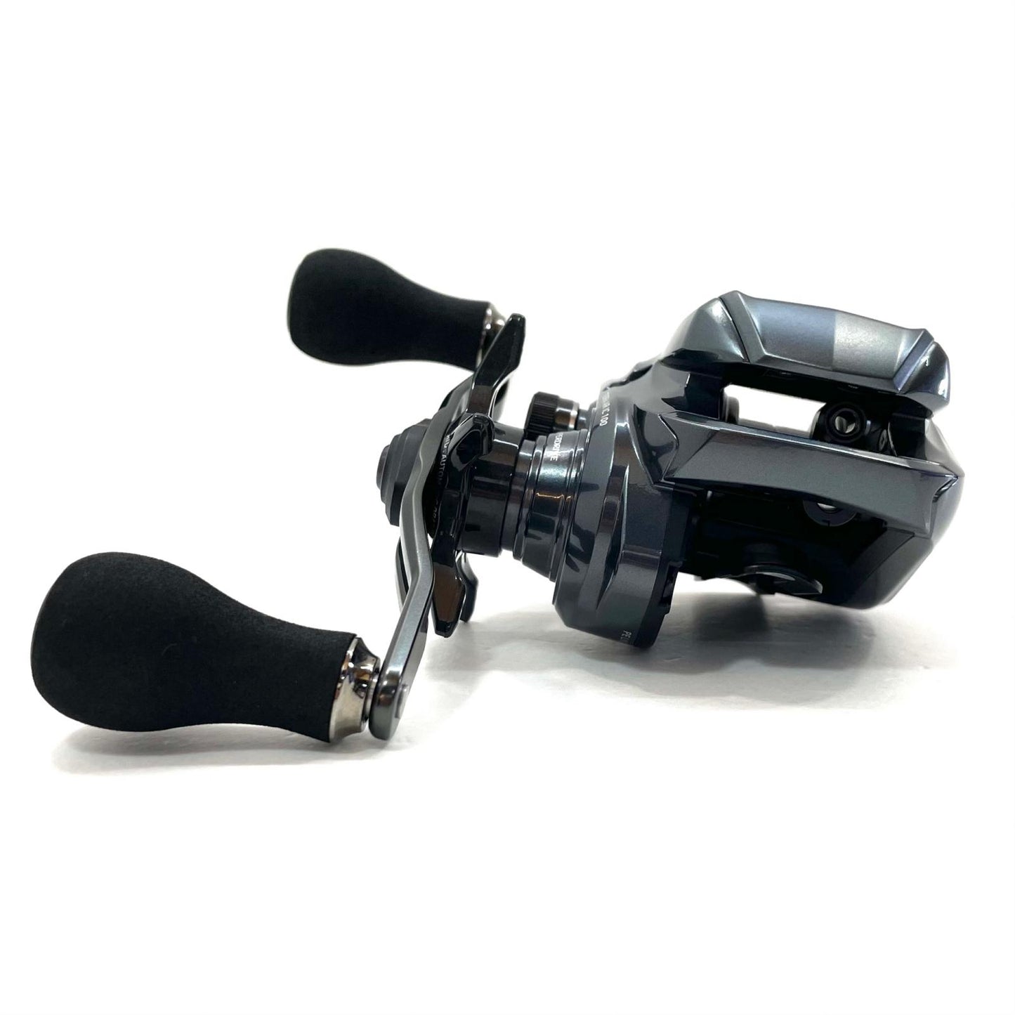 【フィッシング/釣り/釣具/リール】 【ベイトリール/右ハンドル】Daiwa | ダイワ ※付属品なし　24ティエラAIR IC 100H【尾張小牧店】