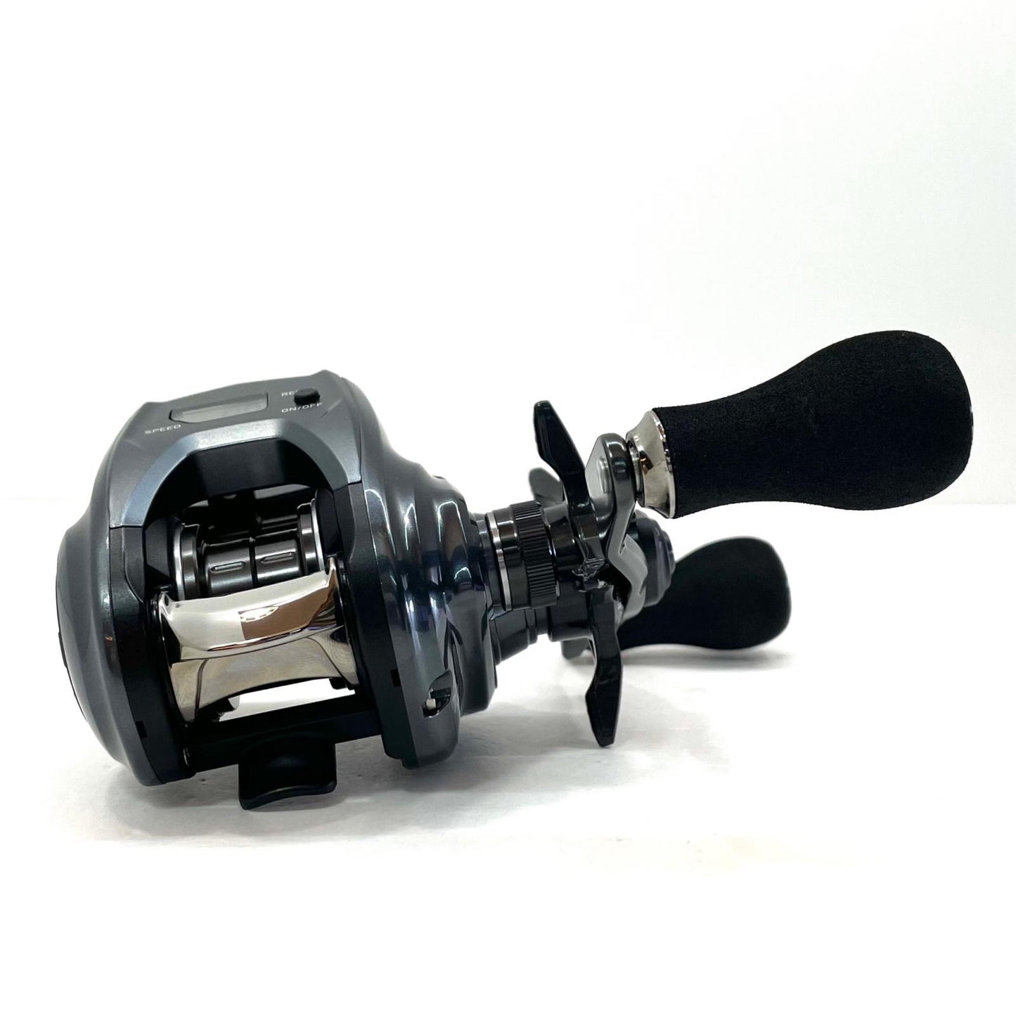 【フィッシング/釣り/釣具/リール】 【ベイトリール/右ハンドル】Daiwa | ダイワ ※付属品なし　24ティエラAIR IC 100H【尾張小牧店】