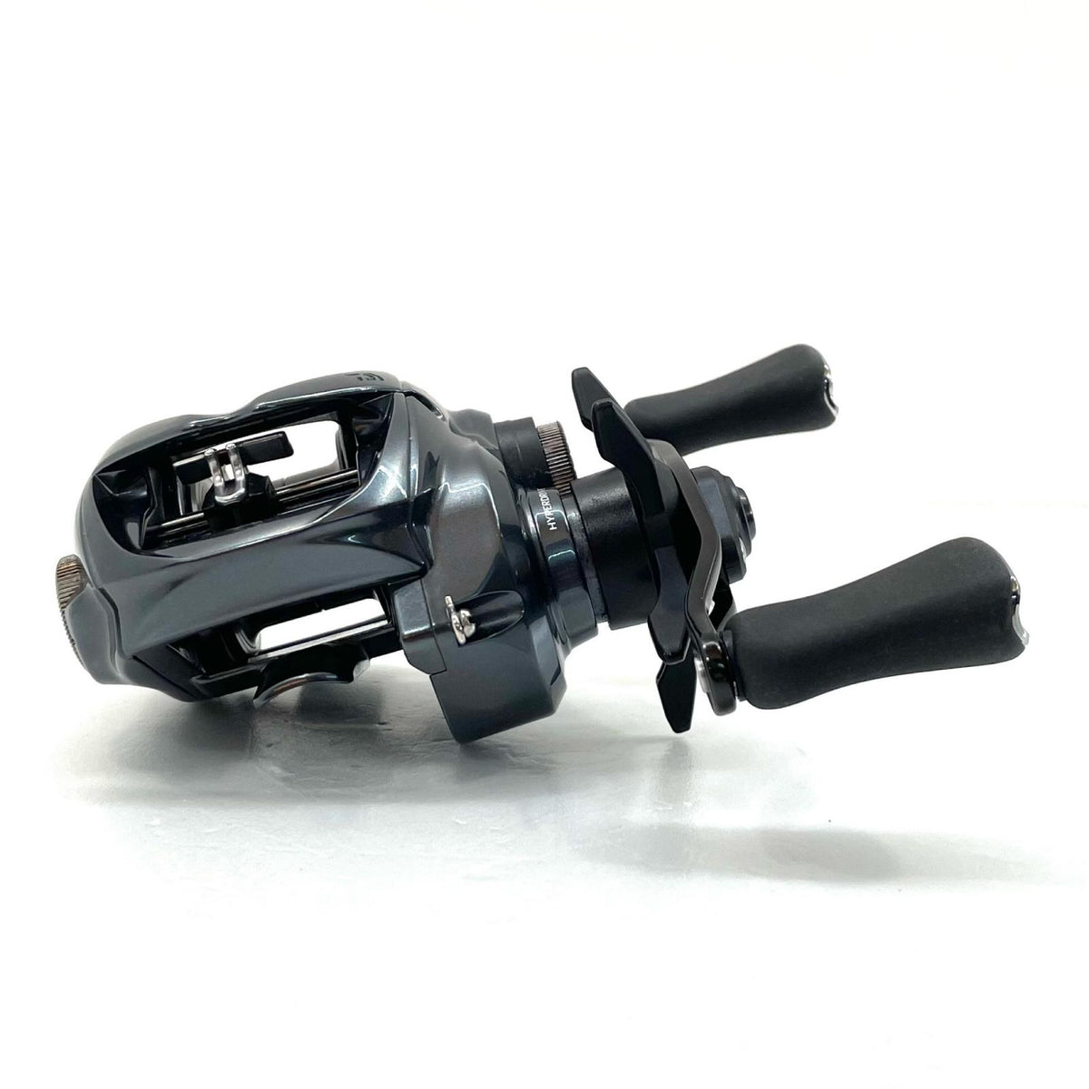【フィッシング/釣り/釣具/リール】 【ベイトリール/左ハンドル】Daiwa | ダイワ 24タトゥーラ SV TW 100L【尾張小牧店】