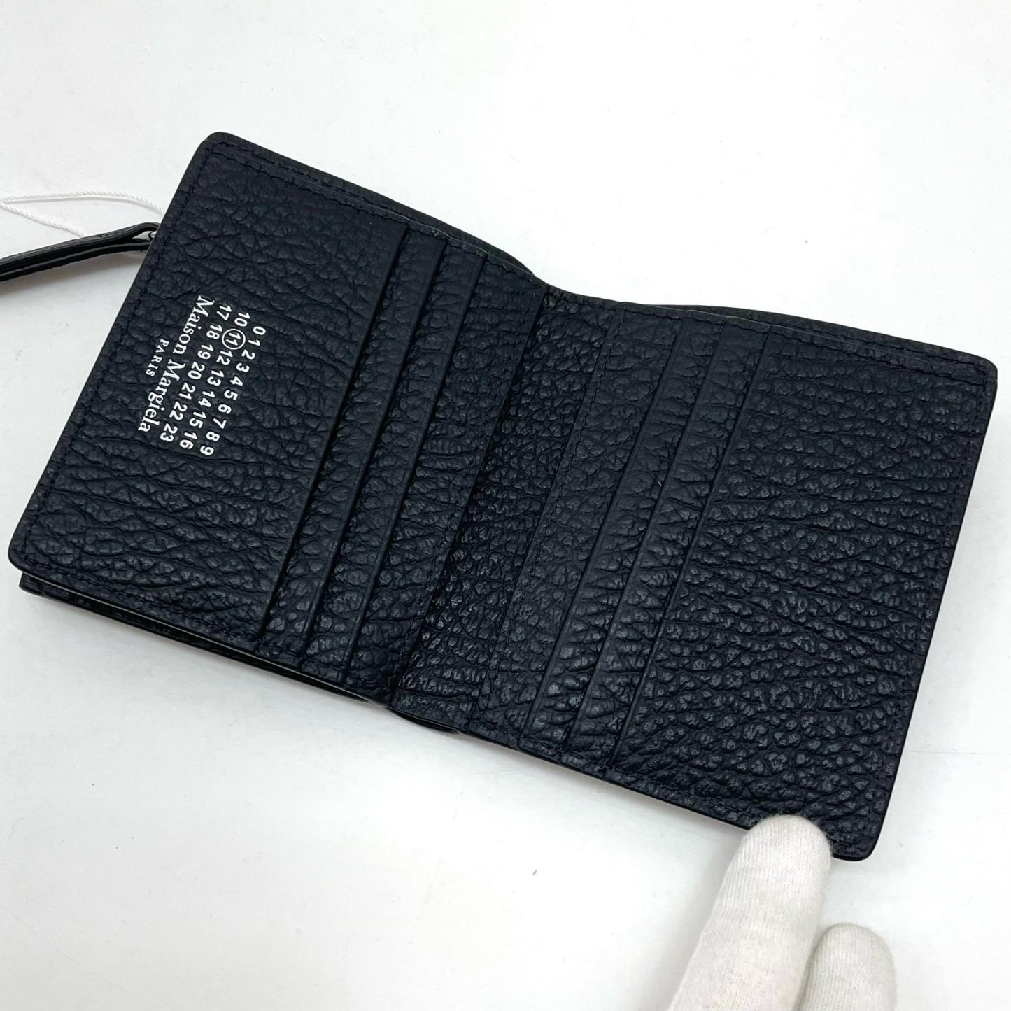 Maison Margiela | メゾンマルジェラ FLIP FLAP WALLET 二つ折り財布 SA1UI0023 ブラック【尾張小牧店】
