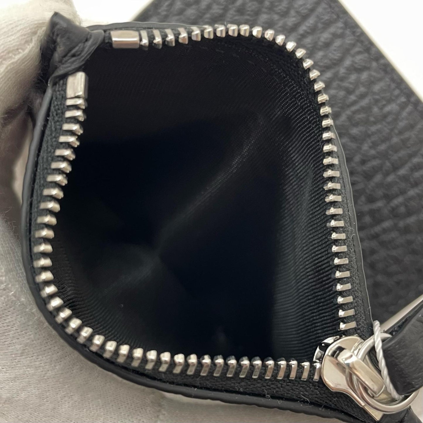 Maison Margiela | メゾンマルジェラ FLIP FLAP WALLET 二つ折り財布 SA1UI0023 ブラック【尾張小牧店】