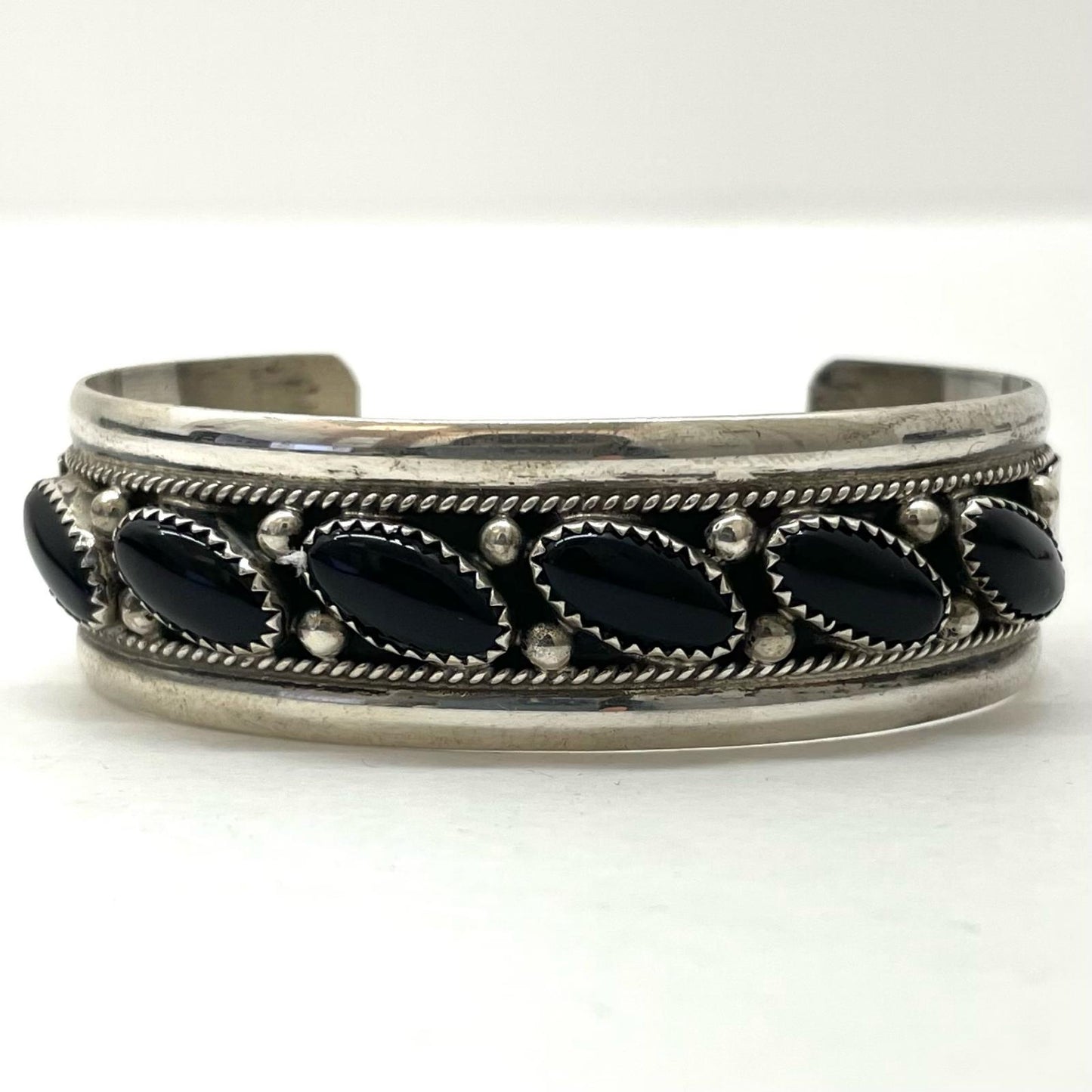 【中古】NAVAJO（ナバホ族） | ナバホゾク　James Shay バングル シルバー×ブラック【尾張小牧店】