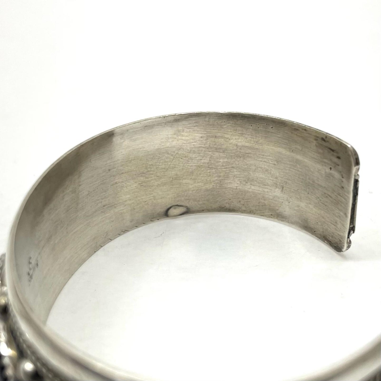 【中古】NAVAJO（ナバホ族） | ナバホゾク　James Shay バングル シルバー×ブラック【尾張小牧店】