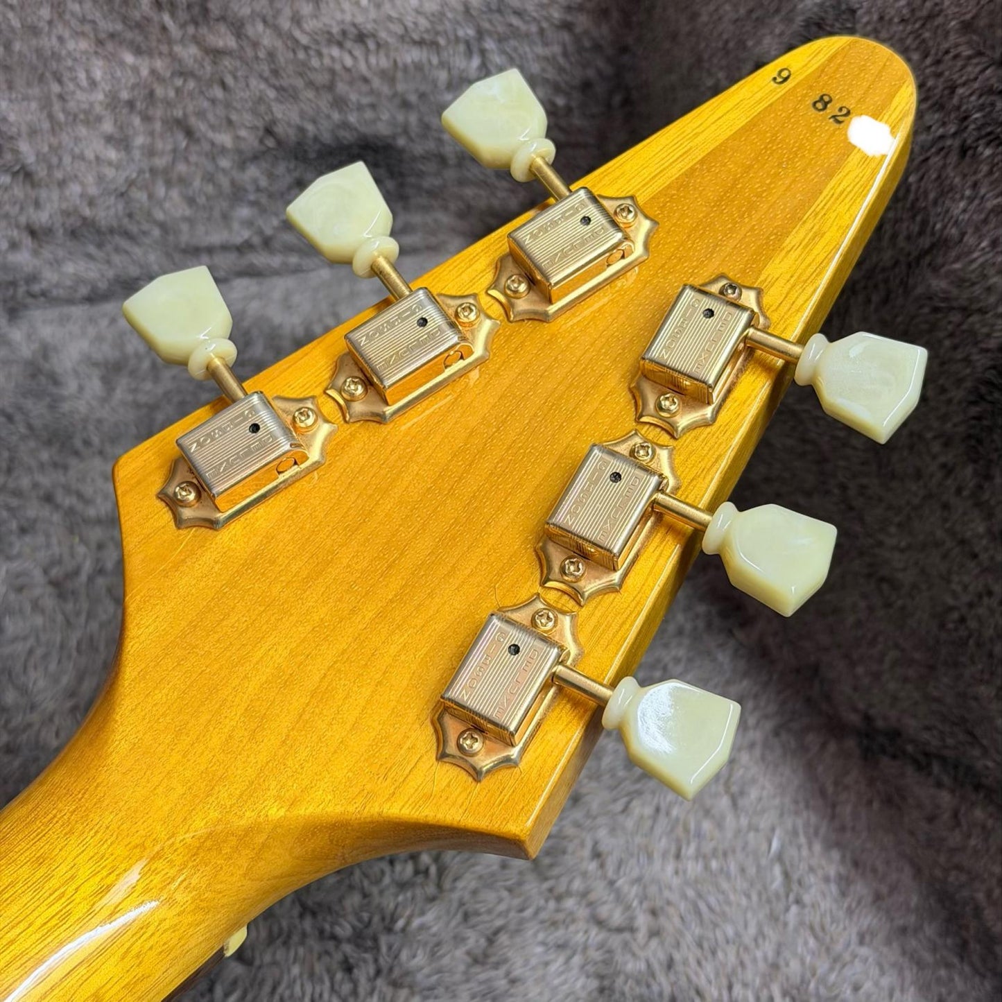 Gibson Custom Shop | ギブソンカスタムショップ 楽器 Historic Collection 1959 Korina Flying V 1998【尾張小牧店】