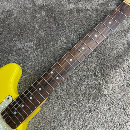 Squier by Fender | スクワイヤバイフェンダー 楽器 FSR Cyclone【尾張小牧店】