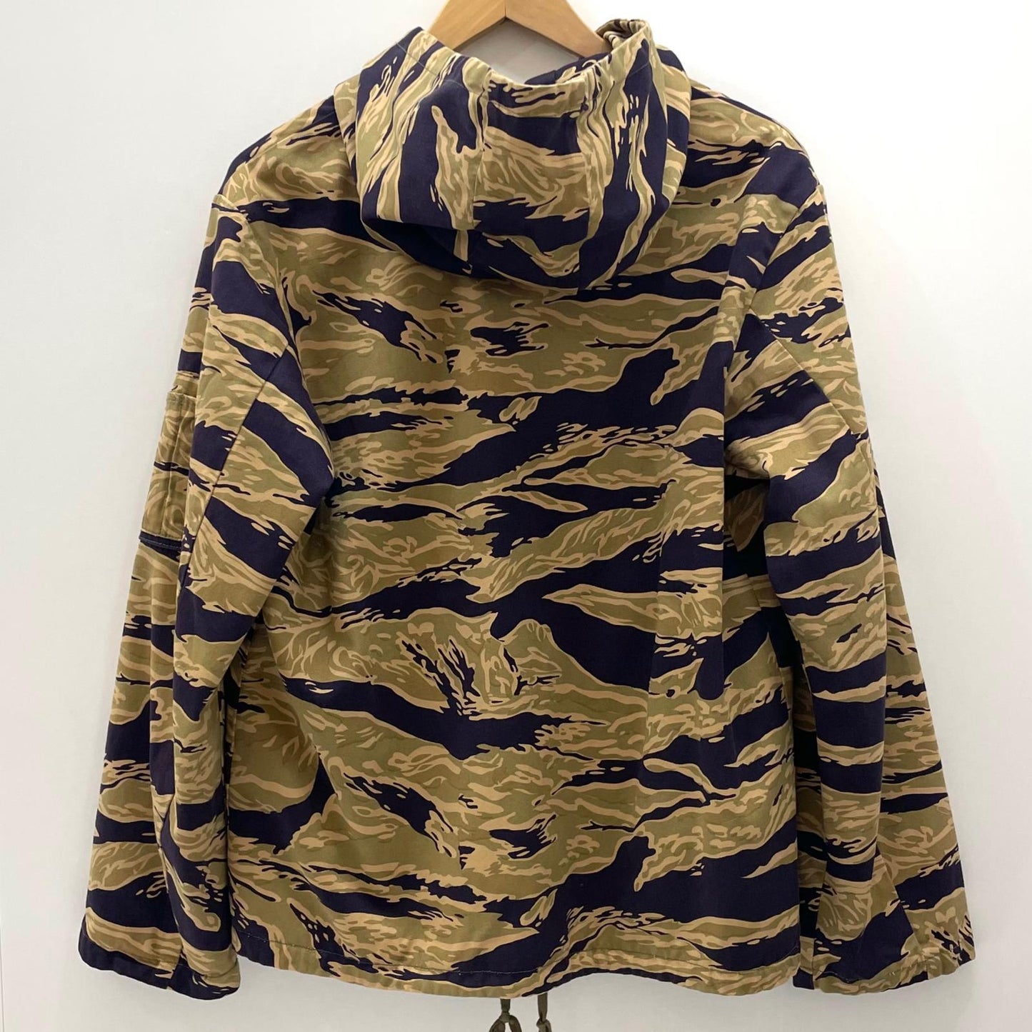 【中古】The REAL McCOY'S | ザリアルマッコイズ TIGER CAMOUFLAGE PARKA ジャケット　パーカー MJ24004 カモ柄 サイズ：L【尾張小牧店】