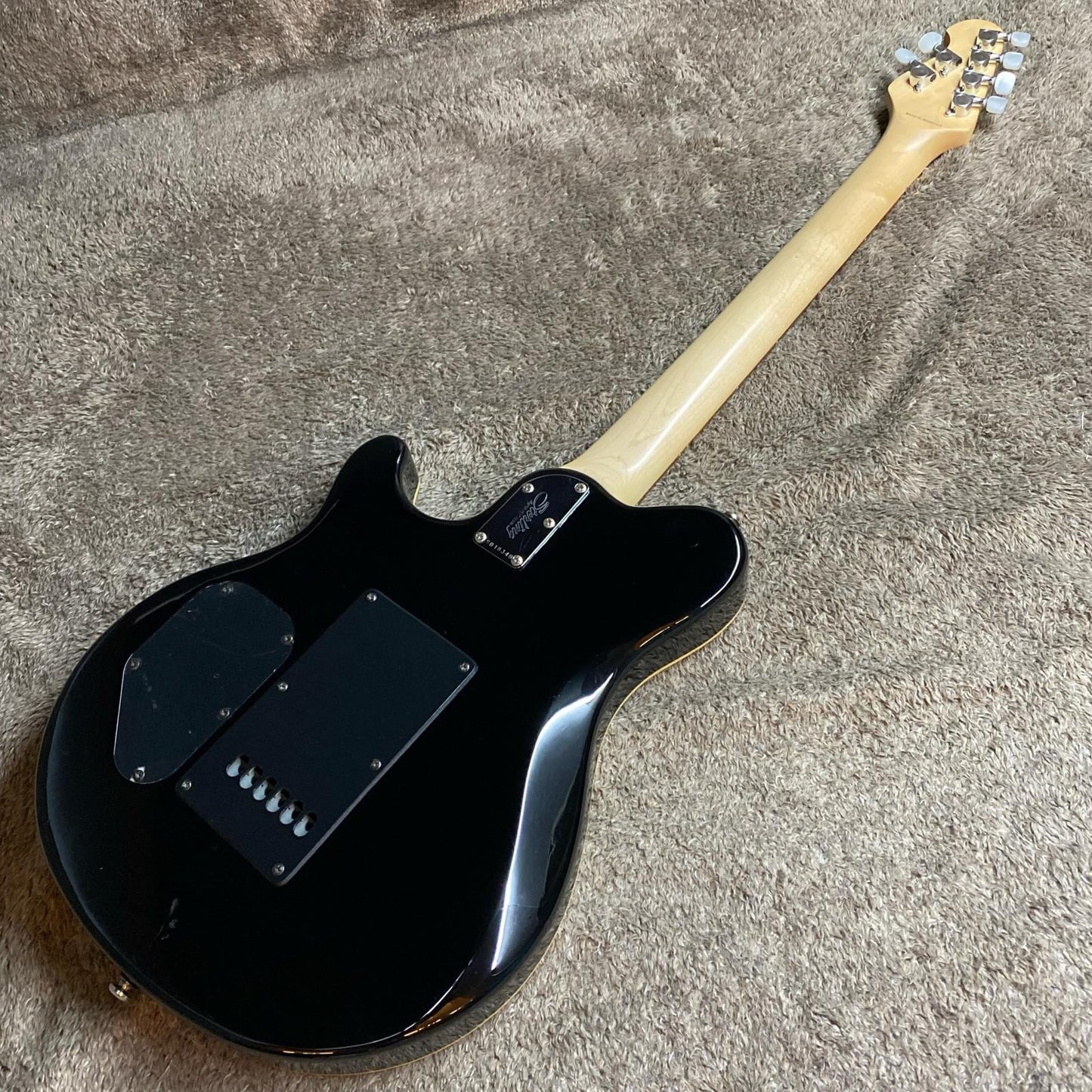 Sterling by MUSIC MAN | スターリングバイミュジックマン 楽器 AX-30【尾張小牧店】
