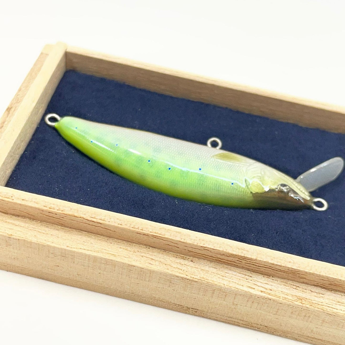 【フィッシング/釣り/釣具/ルアー】 魚類模型作家 吉田 光　HY-50S II　吉田チャートパールホワイト【尾張小牧店】