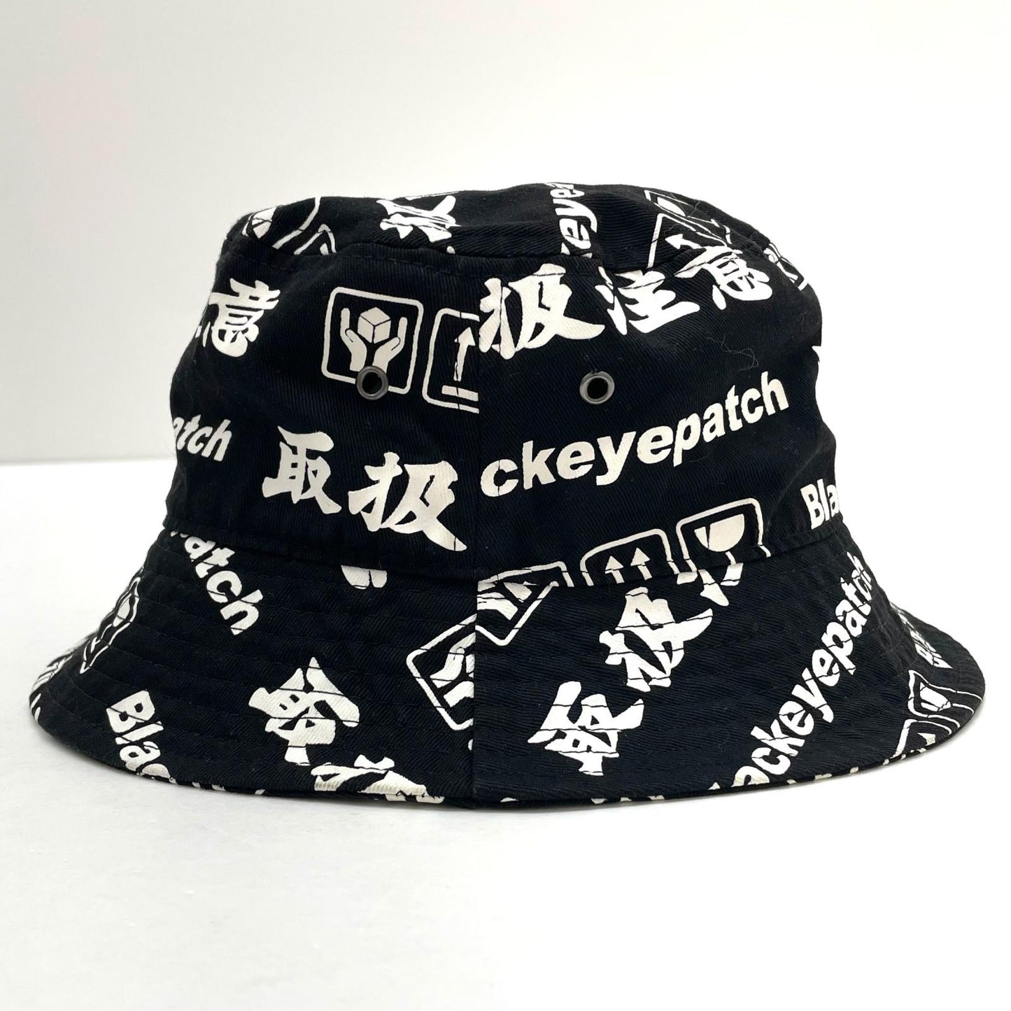 【中古】BlackEyePatch | ブラックアイパッチ　取扱注意 バケットハット ブラック×ホワイト【尾張小牧店】