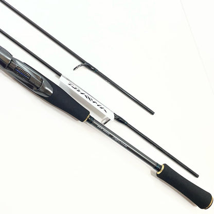 【釣り/つり/釣具/ロッド】Daiwa | ダイワ 24エメラルダスEXボート 70ML/68L-SMT・W 【尾張小牧店】
