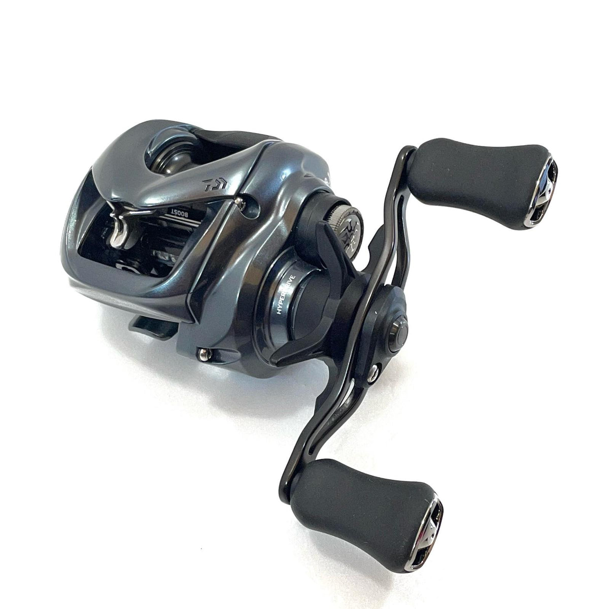 【フィッシング/釣り/釣具/リール】 【ベイトリール/左ハンドル】Daiwa | ダイワ ※付属品なし 25タトゥーラ SV TW 100XHL【尾張小牧店】