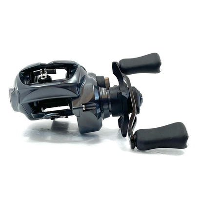 【フィッシング/釣り/釣具/リール】 【ベイトリール/左ハンドル】Daiwa | ダイワ ※付属品なし 25タトゥーラ SV TW 100XHL【尾張小牧店】