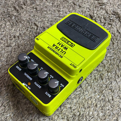 BEHRINGER | ベリンガー 楽器 ULTRA WAH UW300【尾張小牧店】